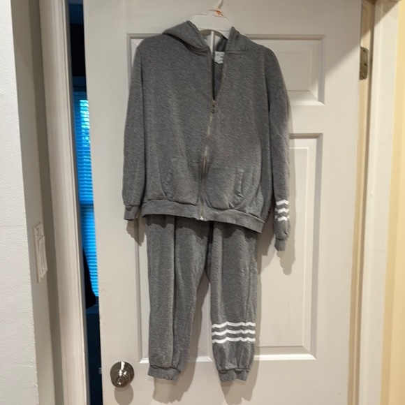 Sol Angeles Other - Sol Angeles Gray Sweatpants Relaxed Fit sweatsuit